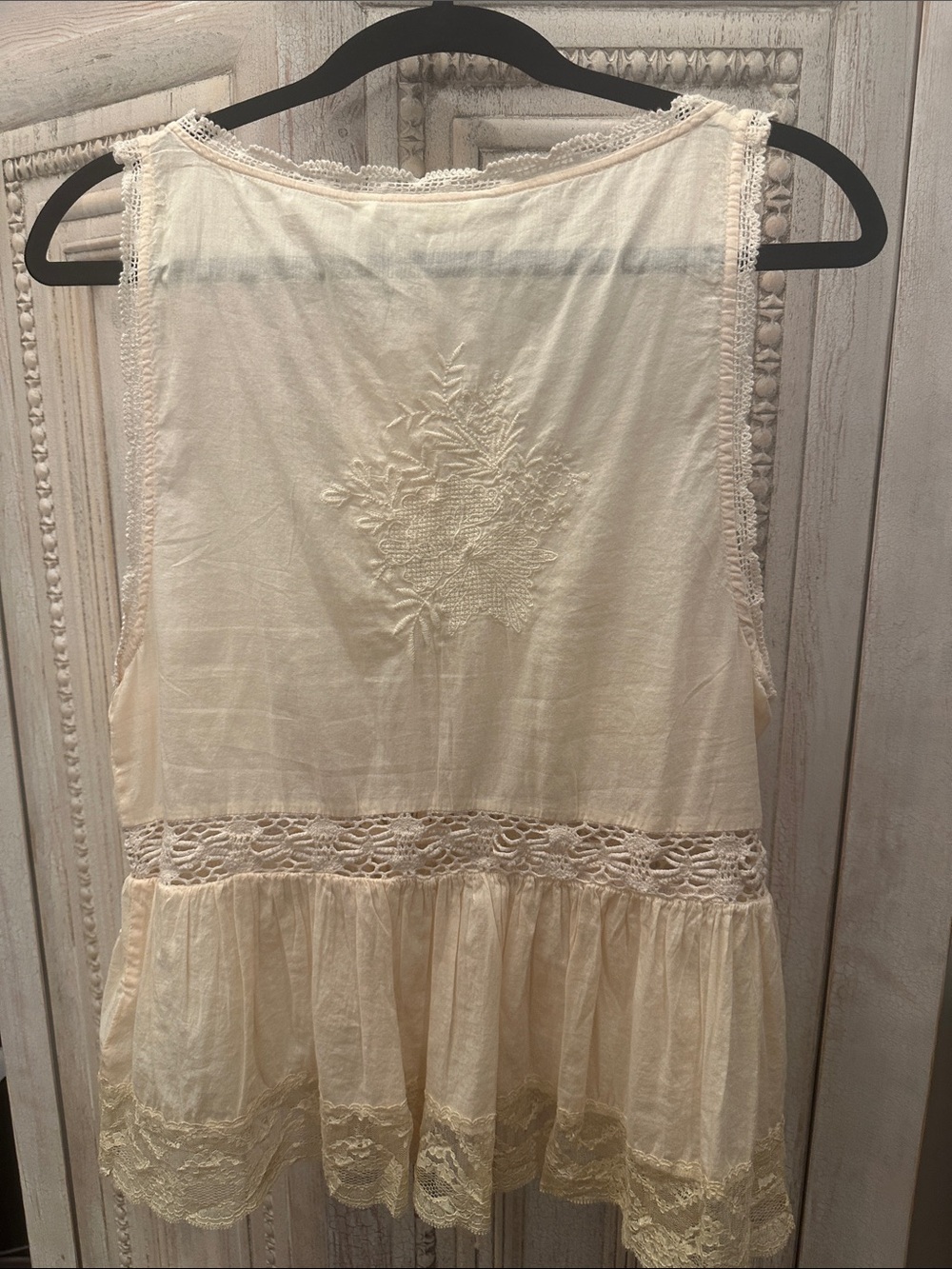 Zara Cream Embroidered Lace-Trim Peplum Top - Picture 4 of 7